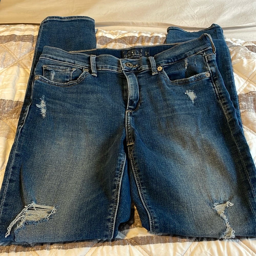 Lucky brand size 4 ankle Brook legging jeans ripped low rise